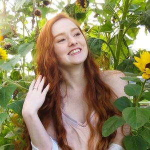 Meet your Posher, Makayla